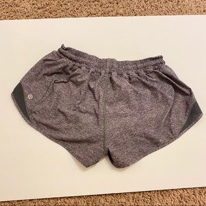 Lululemon Hotty Hot shorts